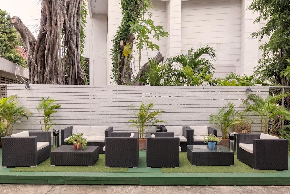 The Golden Ville Boutique Hotel And Spa Pattaya Zewnętrze zdjęcie